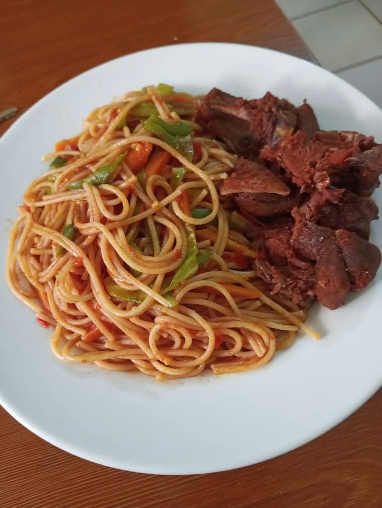 Spaghetti & fried beef